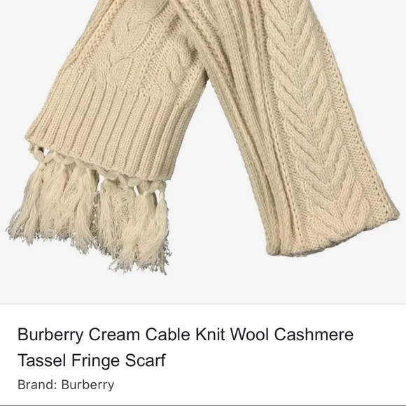 Burberry wool and cashmere scarf - Picture 2 of 9